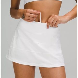 Lululemon: Pace rival mid ride skirt. White.